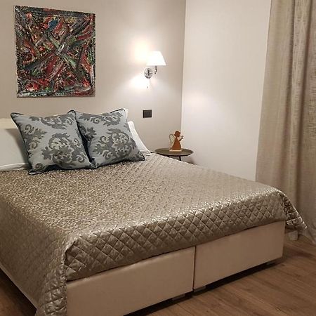 B&B Al Civico16 Guspini Kültér fotó