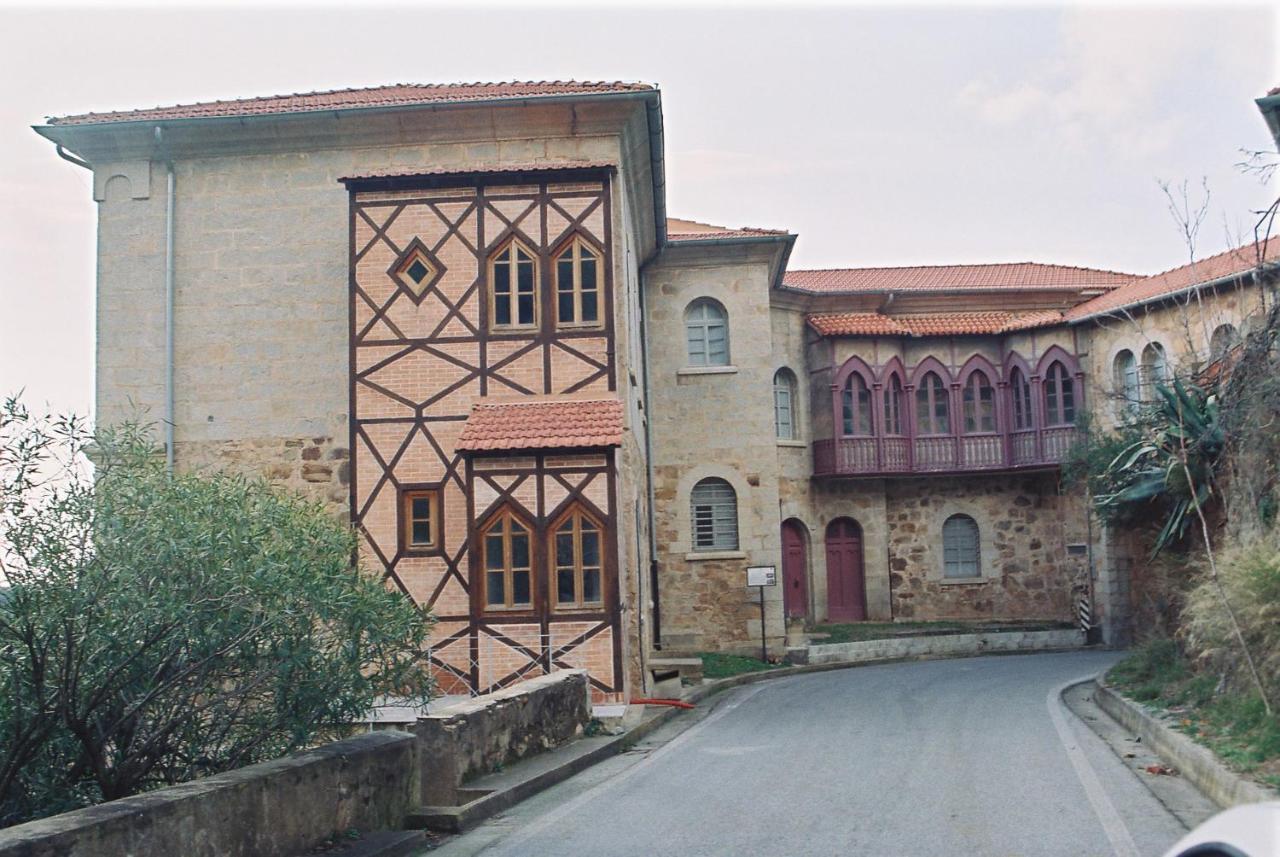 B&B Al Civico16 Guspini Kültér fotó