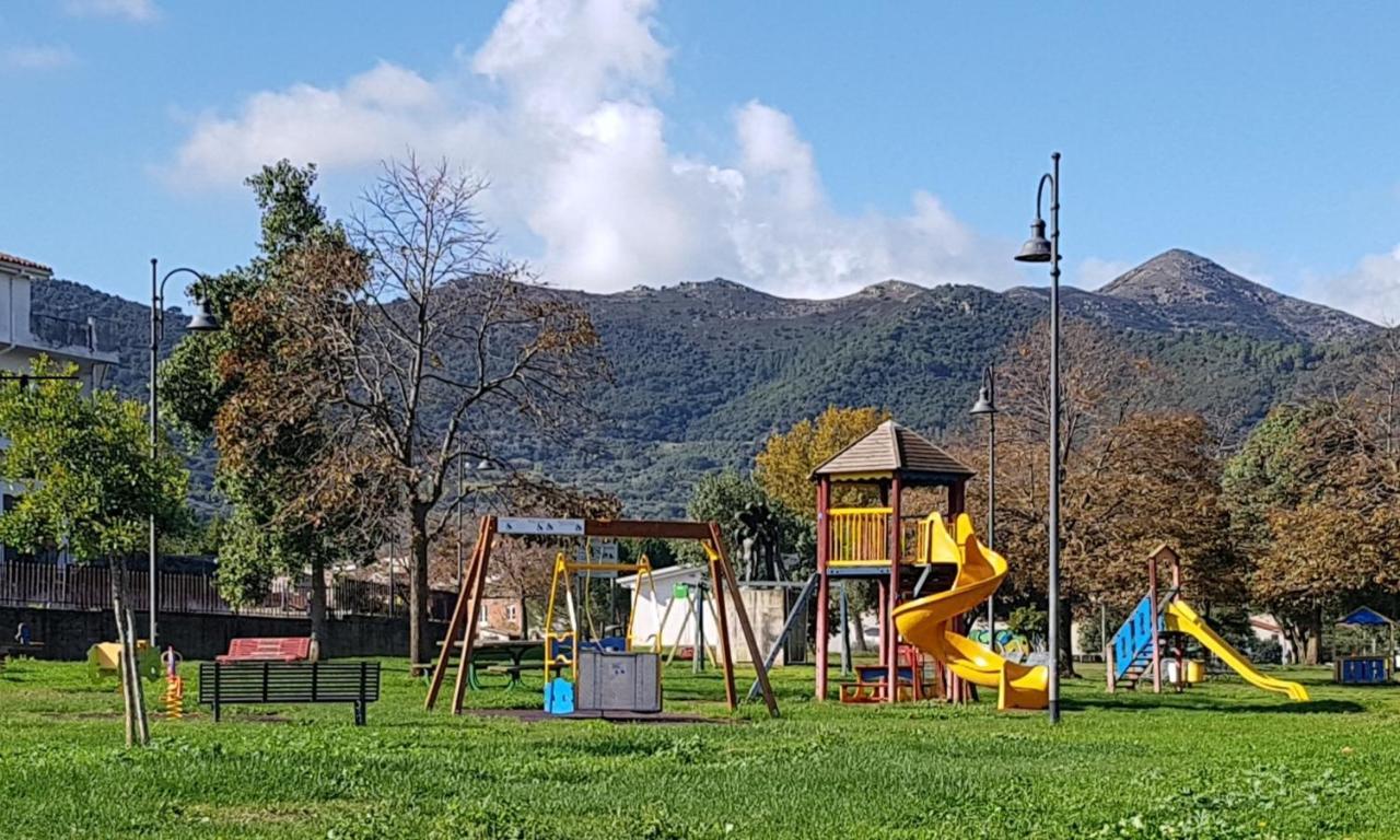 B&B Al Civico16 Guspini Kültér fotó