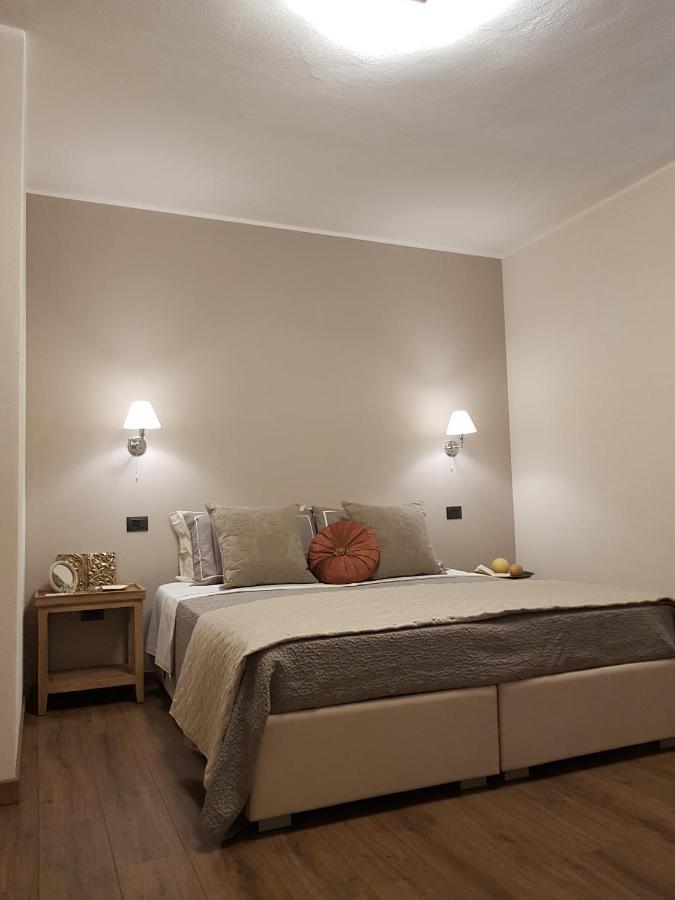 B&B Al Civico16 Guspini Kültér fotó