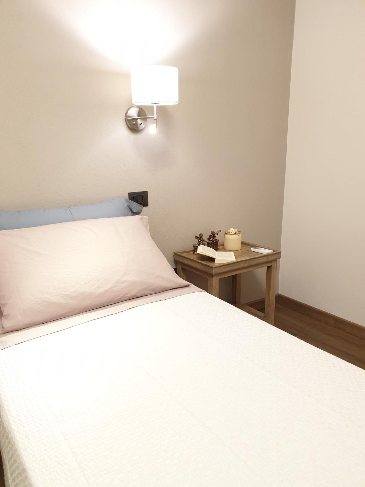 B&B Al Civico16 Guspini Kültér fotó